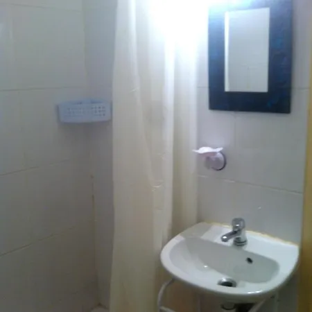 Confortable, Les Bains, 17 M² + Balcon Rennes-les-Bains