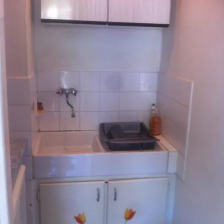 Confortable, Les Bains, 17 M² + Balcon *